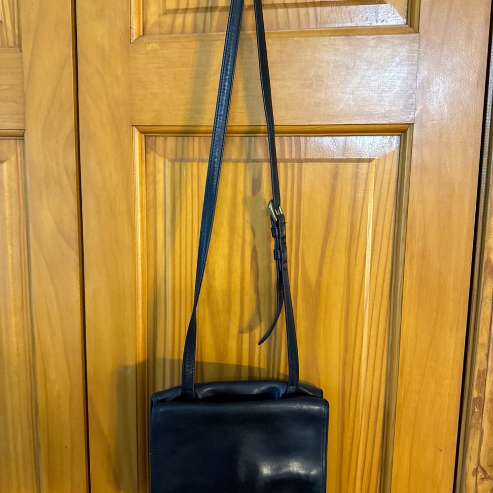 Nine West Navy Leather Bag - Picture 3 of 10